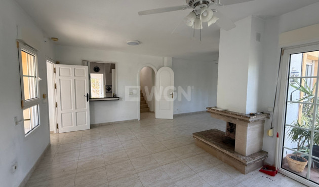 Odsprzedaż - Villa - Orihuela - Inland