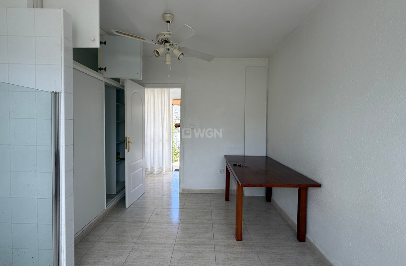 Odsprzedaż - Villa - Orihuela - Inland