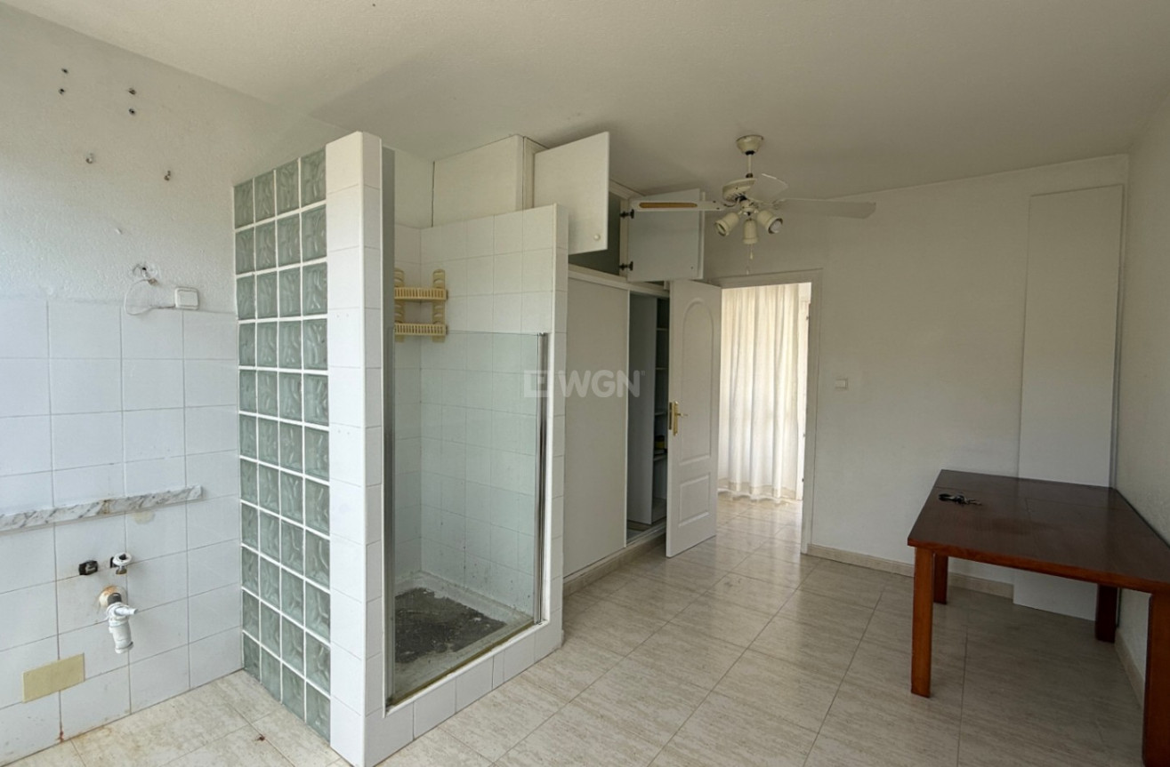 Odsprzedaż - Villa - Orihuela - Inland