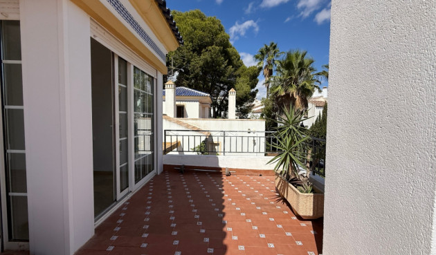 Odsprzedaż - Villa - Orihuela - Inland