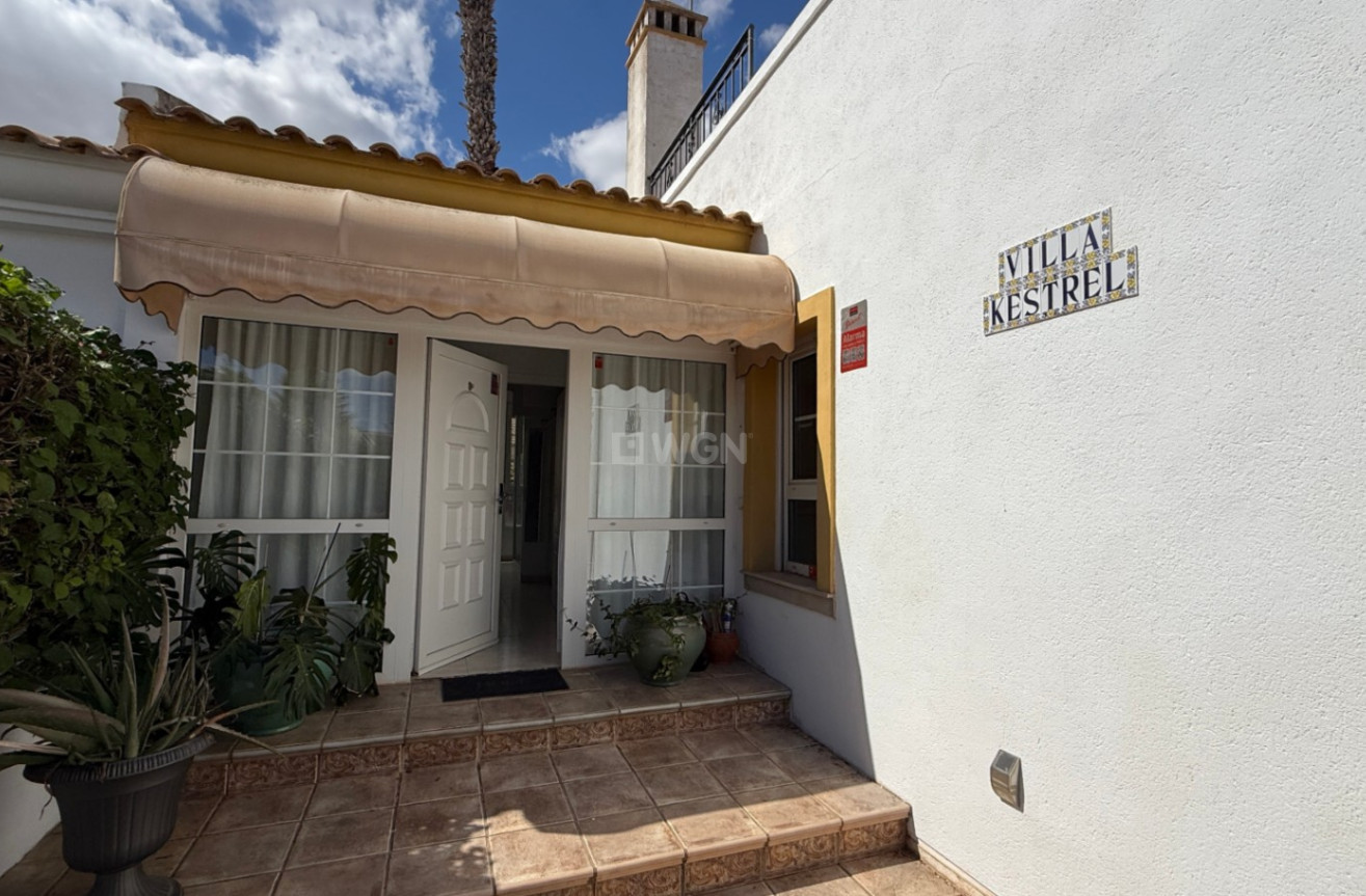 Odsprzedaż - Villa - Orihuela - Inland