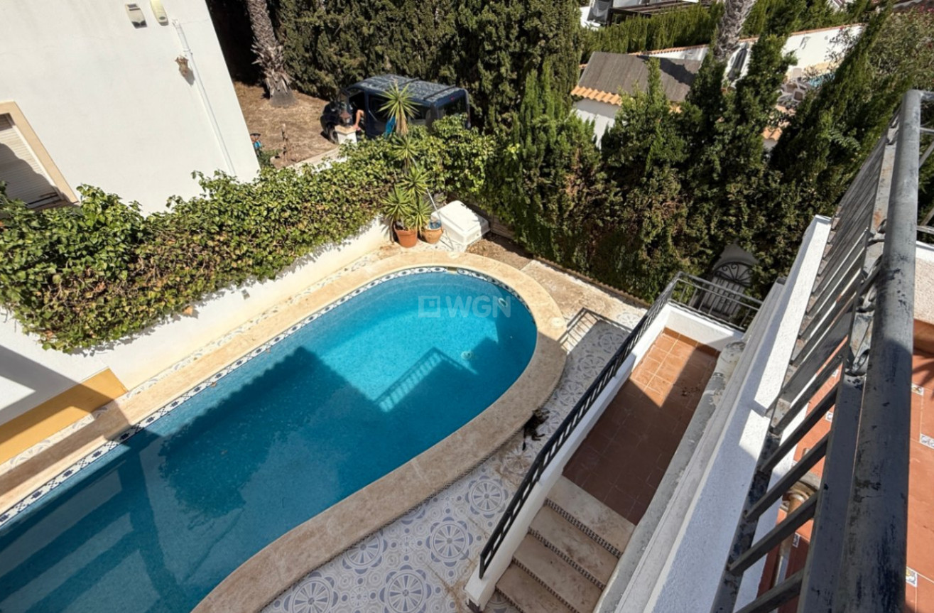 Odsprzedaż - Villa - Orihuela - Inland