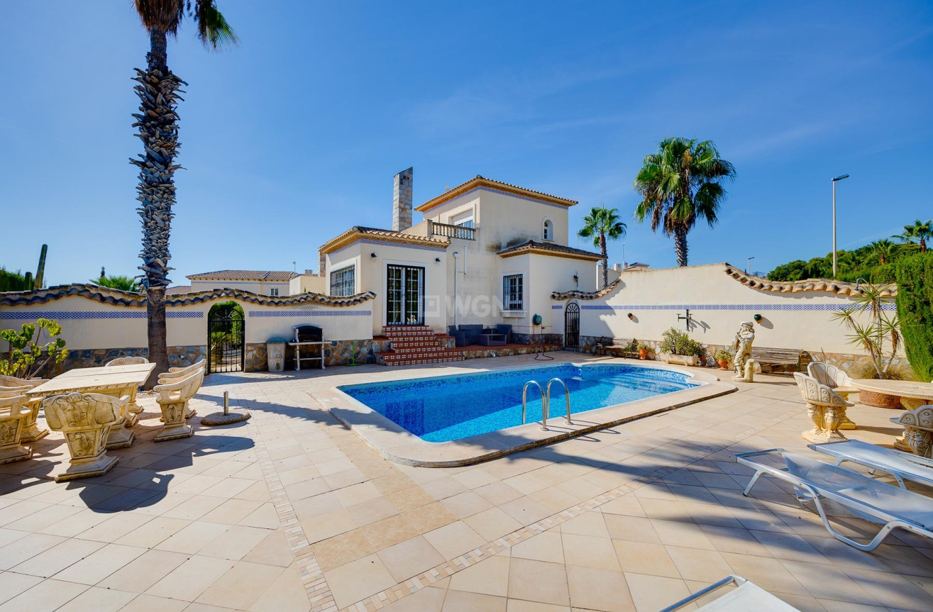 Reventa - Villa - Orihuela Costa - Costa Blanca