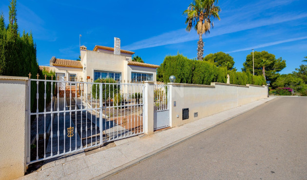 Reventa - Villa - Orihuela Costa - Costa Blanca