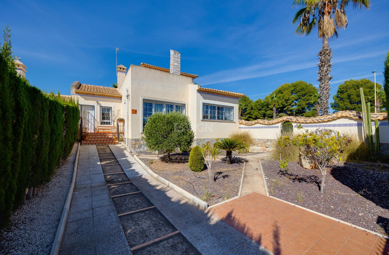Reventa - Villa - Orihuela Costa - Costa Blanca