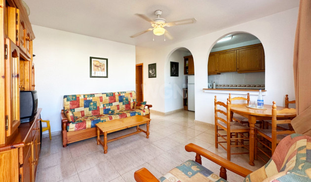 Resale - Bungalow - San Miguel de Salinas - Inland