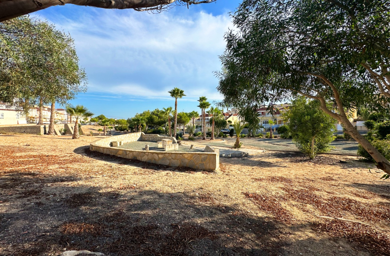 Resale - Bungalow - San Miguel de Salinas - Inland