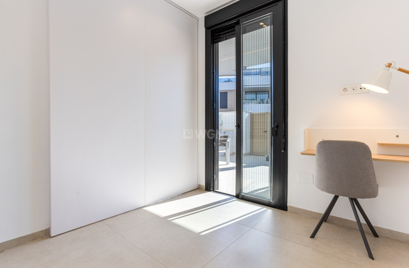 Odsprzedaż - Mieszkanie w bloku - San Pedro del Pinatar - Costa Calida