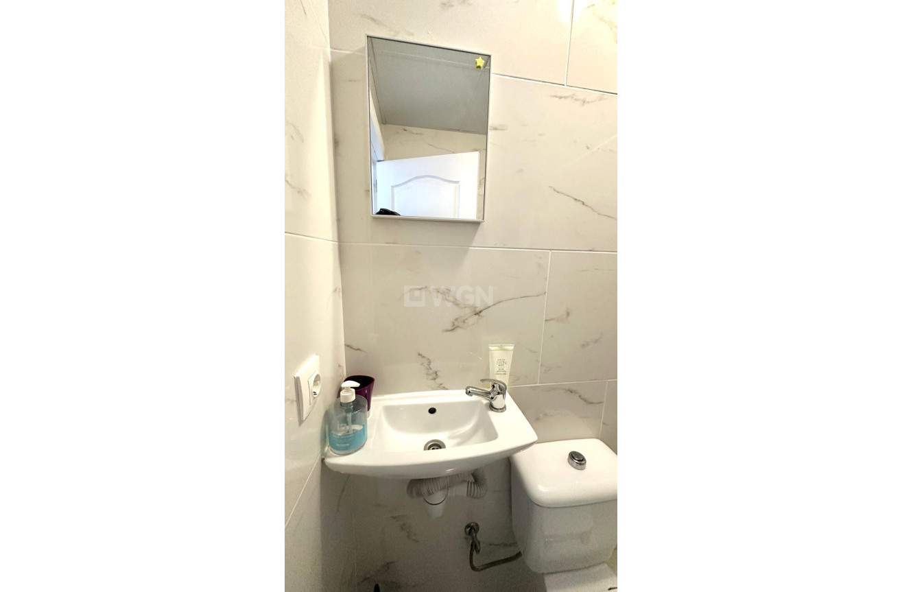 Reventa - Apartamento / piso - Torrevieja - Paseo Maritimo