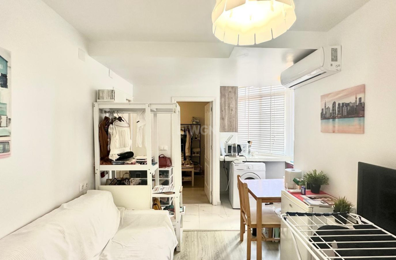 Reventa - Apartamento / piso - Torrevieja - Paseo Maritimo