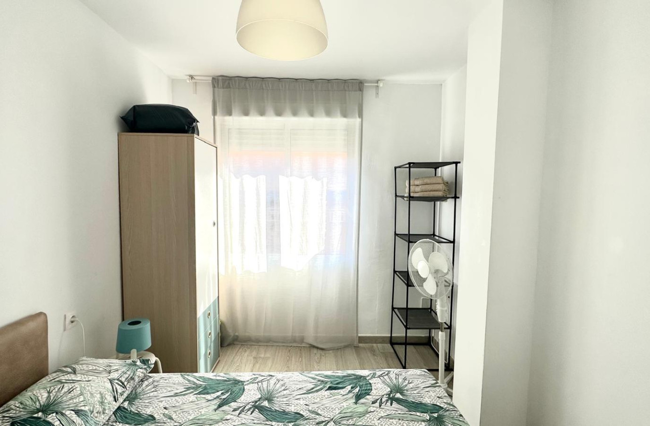 Reventa - Apartamento / piso - Torrevieja - Paseo Maritimo