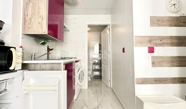 Reventa - Apartamento / piso - Torrevieja - Paseo Maritimo