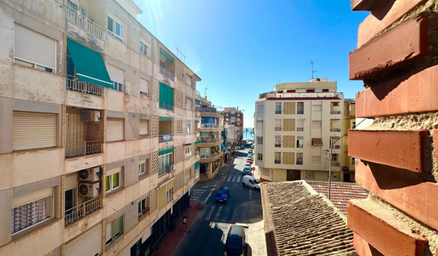 Reventa - Apartamento / piso - Torrevieja - Paseo Maritimo