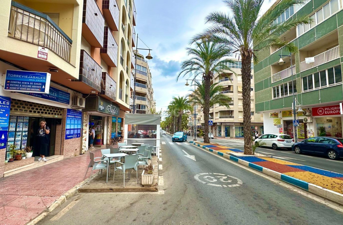 Wiederverkauf - Wohnung - Torrevieja - Playa del Cura