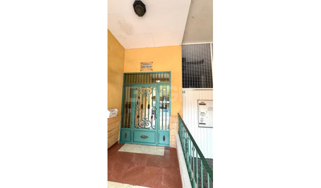 Wiederverkauf - Wohnung - Torrevieja - Playa del Cura