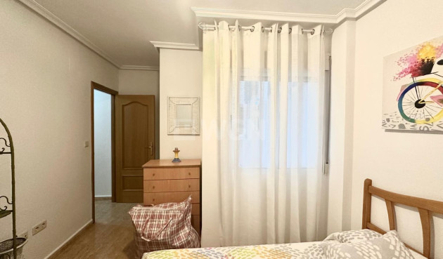 Wiederverkauf - Wohnung - Torrevieja - Playa del Cura