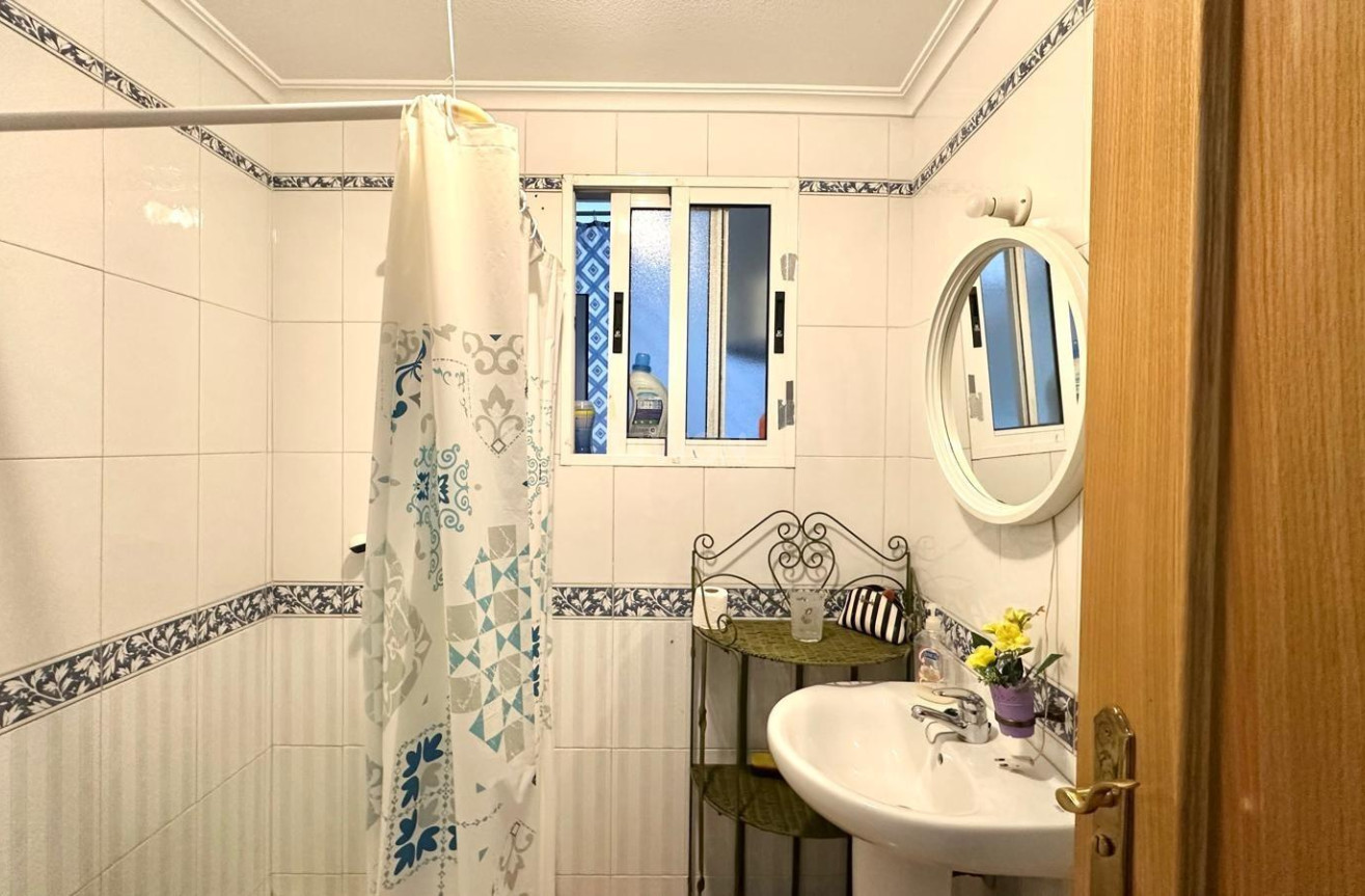 Wiederverkauf - Wohnung - Torrevieja - Playa del Cura