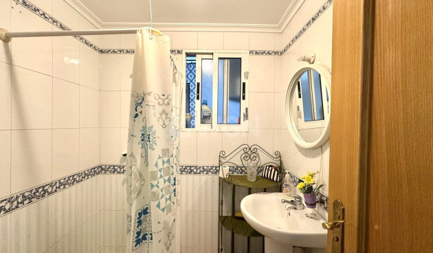 Wiederverkauf - Wohnung - Torrevieja - Playa del Cura