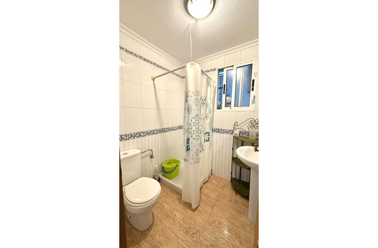 Wiederverkauf - Wohnung - Torrevieja - Playa del Cura