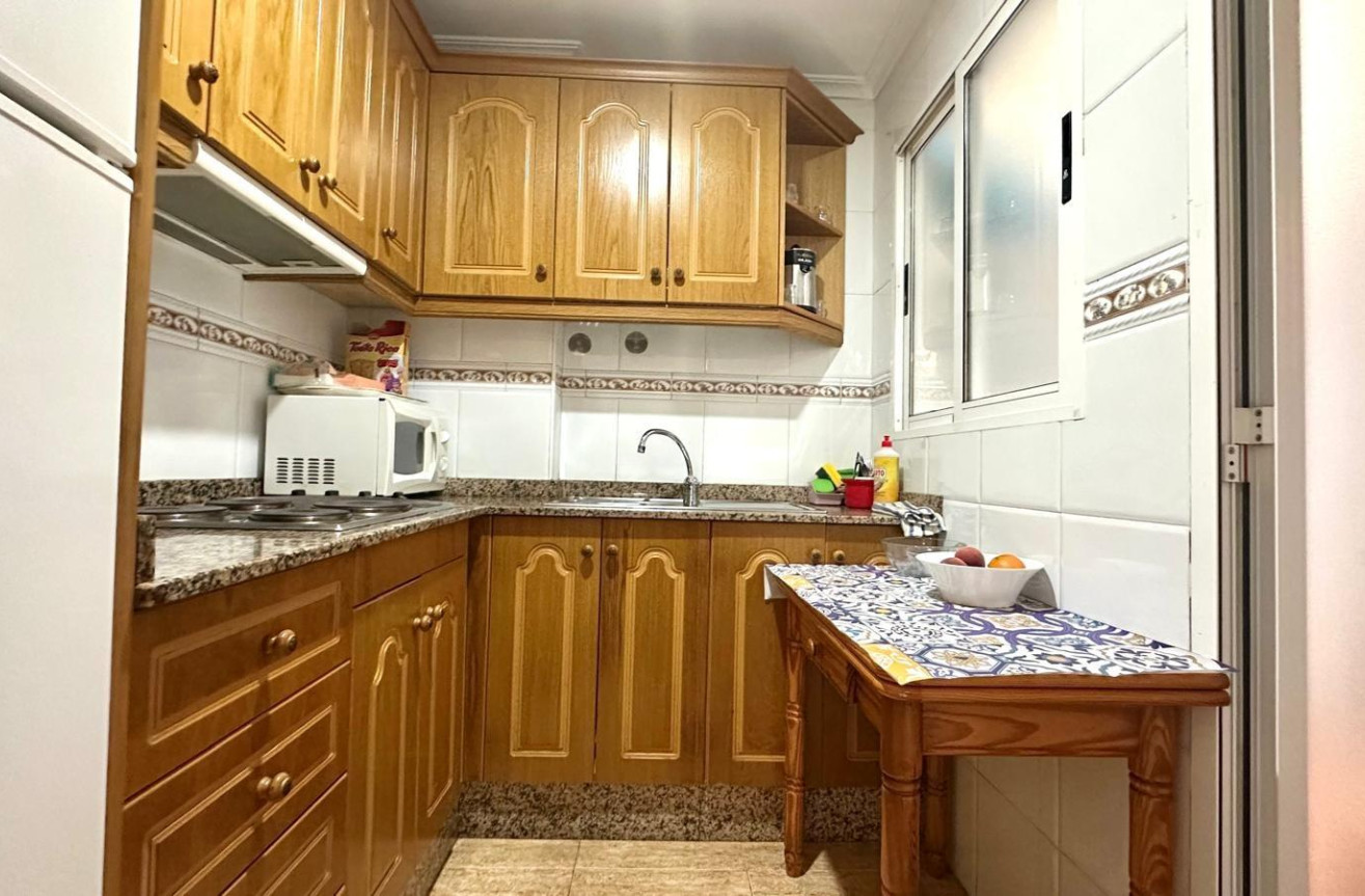 Wiederverkauf - Wohnung - Torrevieja - Playa del Cura