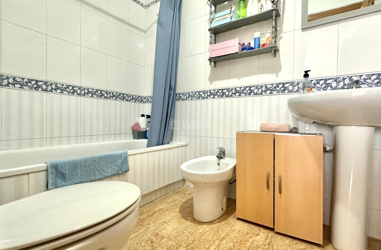 Wiederverkauf - Wohnung - Torrevieja - Playa del Cura
