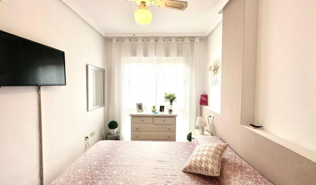 Wiederverkauf - Wohnung - Torrevieja - Playa del Cura
