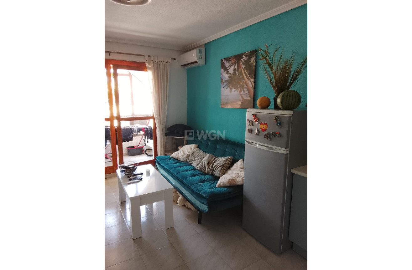 Resale - Apartment / flat - Torrevieja - Costa Blanca