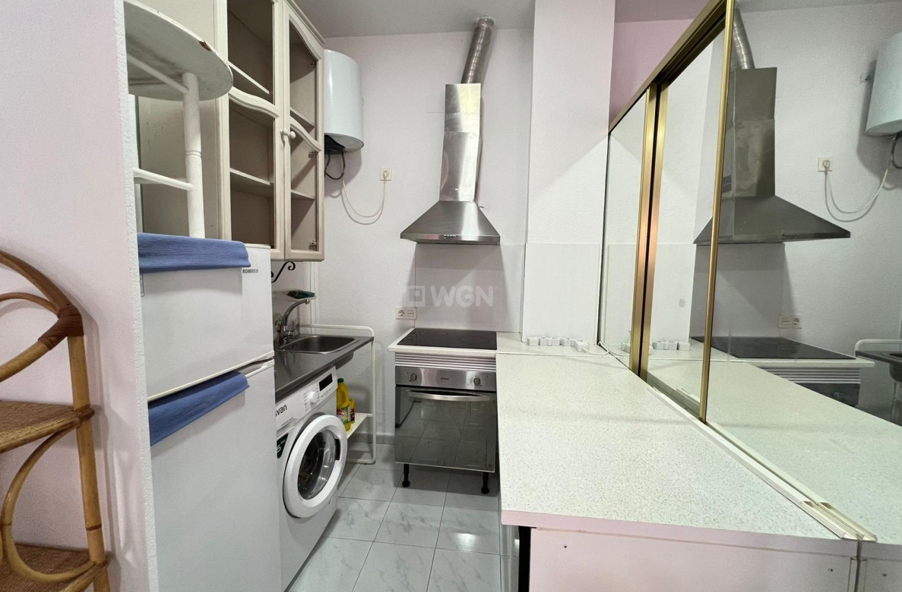 Odsprzedaż - Reklama w telewizji - Torrevieja - Playa de los Locos