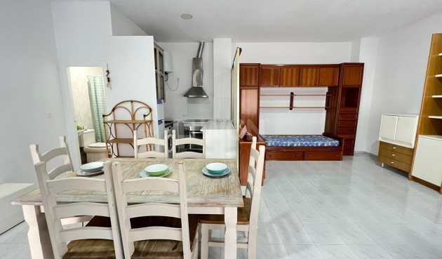 Odsprzedaż - Reklama w telewizji - Torrevieja - Playa de los Locos