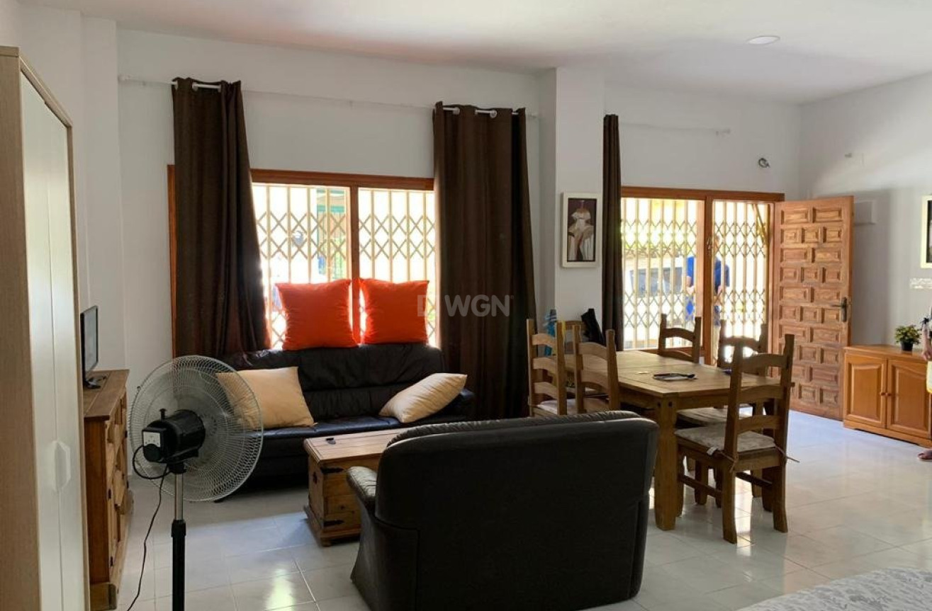 Odsprzedaż - Reklama w telewizji - Torrevieja - Playa de los Locos