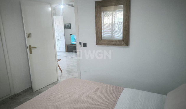 Odsprzedaż - Kamienica - Torrevieja - Doña Ines