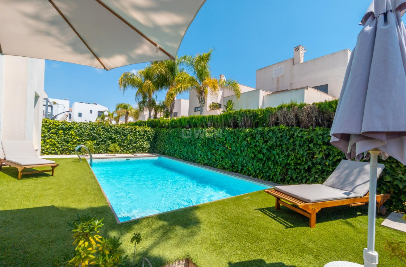 Resale - Villa - Ciudad Quesada - Costa Blanca Sur