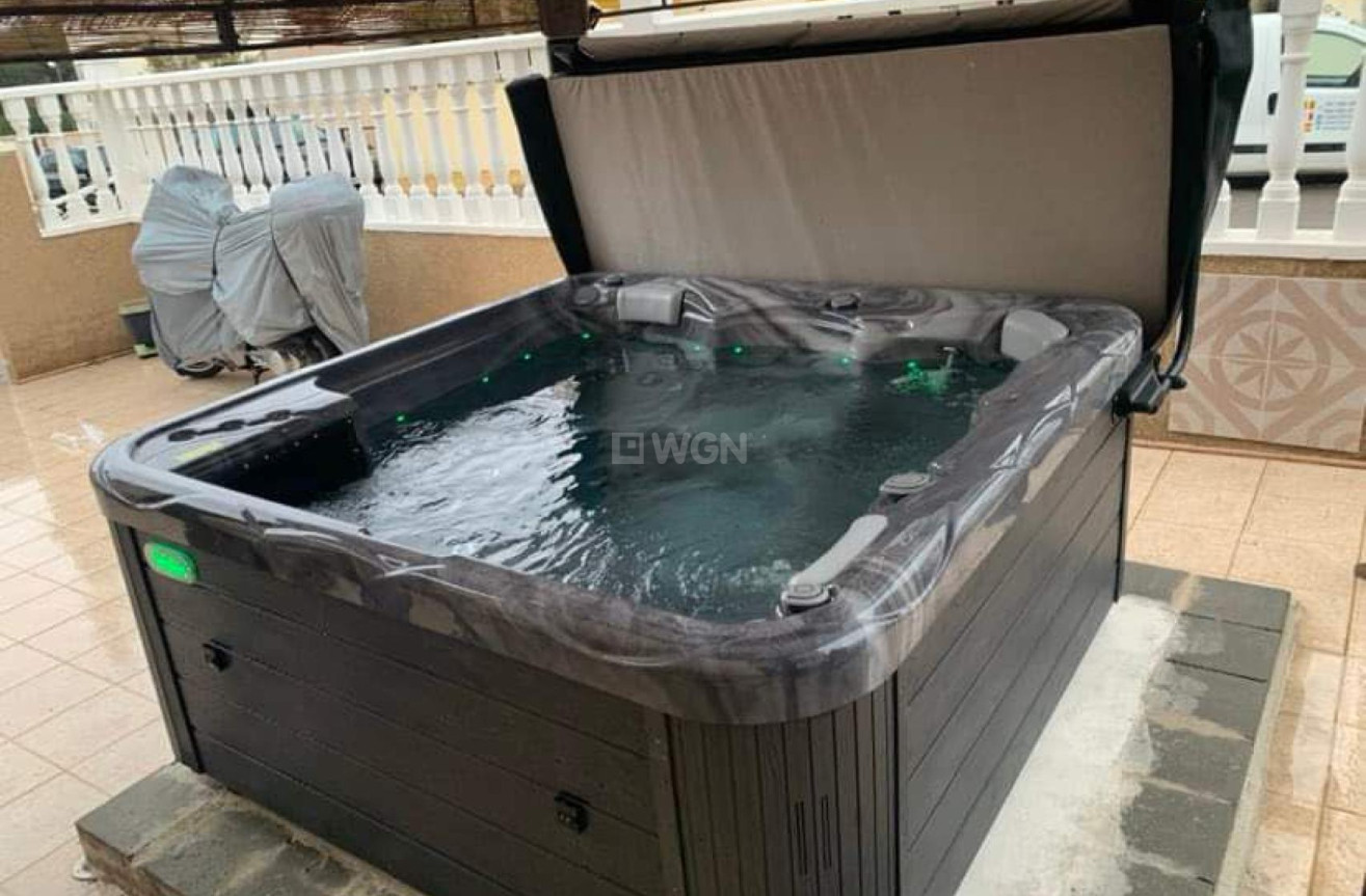 Resale - Villa - Villamartin - Costa Blanca