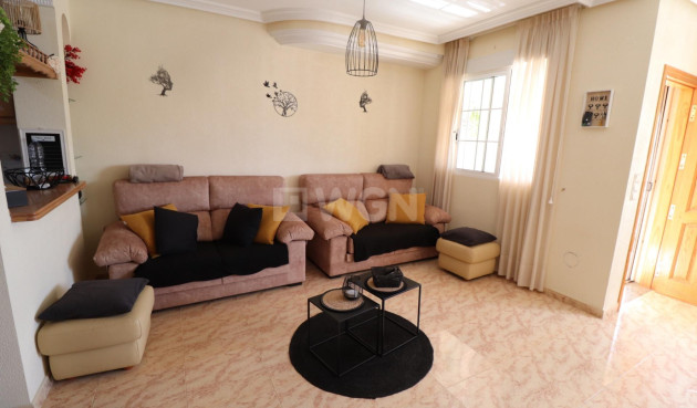 Resale - Villa - Villamartin - Costa Blanca