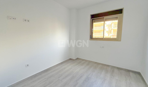 Odsprzedaż - Mieszkanie w bloku - Orihuela Costa - La Zenia