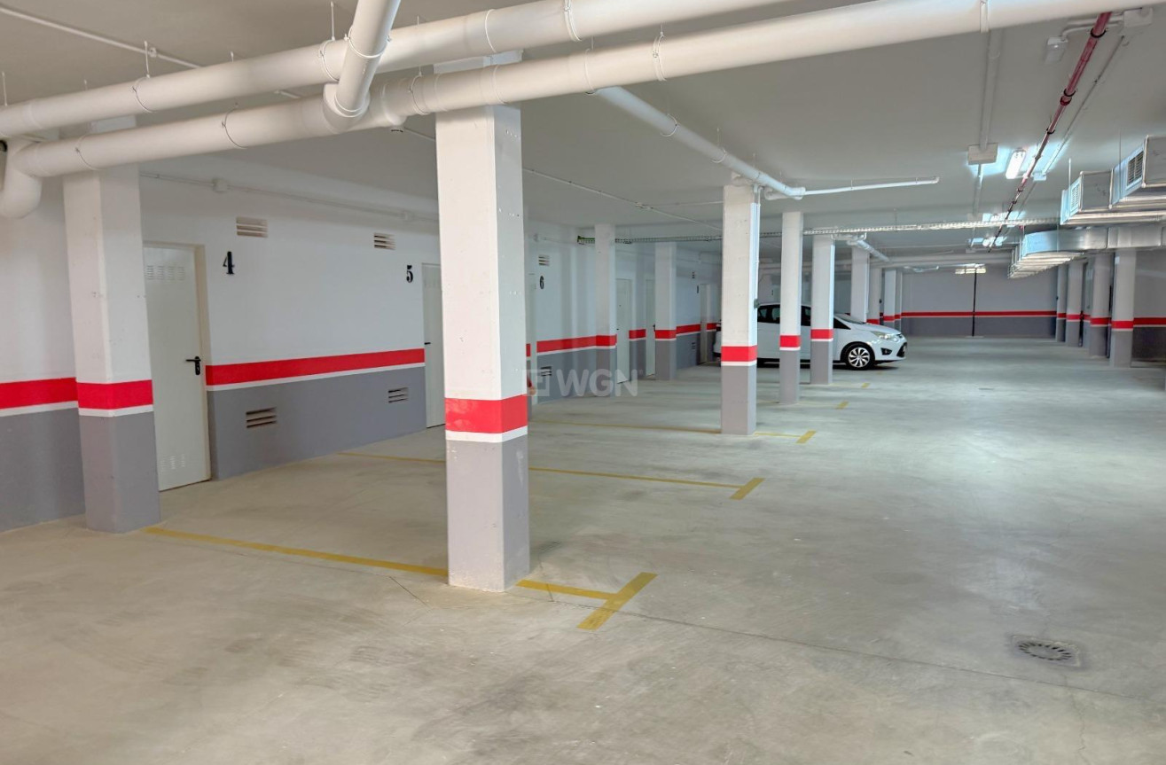 Odsprzedaż - Mieszkanie w bloku - Orihuela Costa - La Zenia