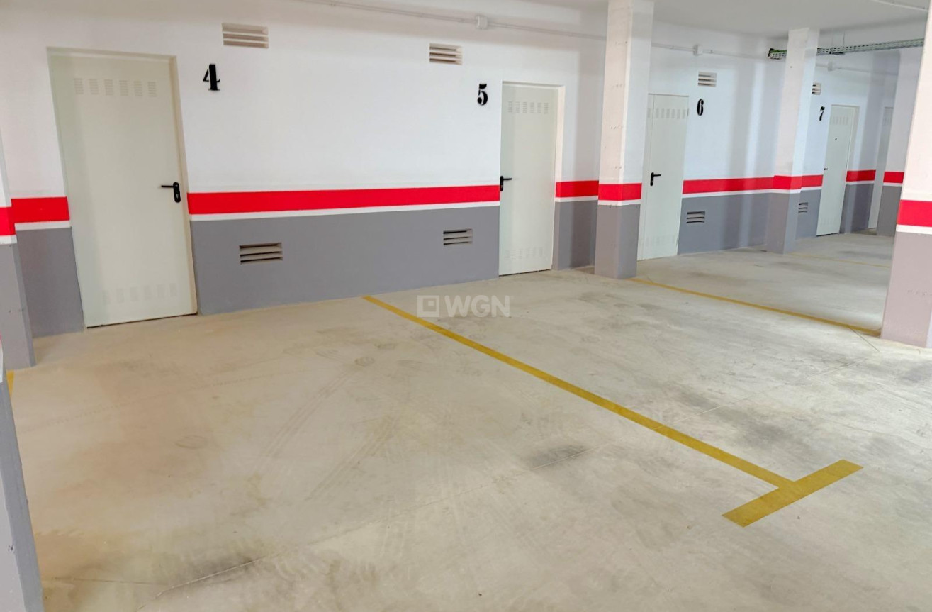 Odsprzedaż - Mieszkanie w bloku - Orihuela Costa - La Zenia