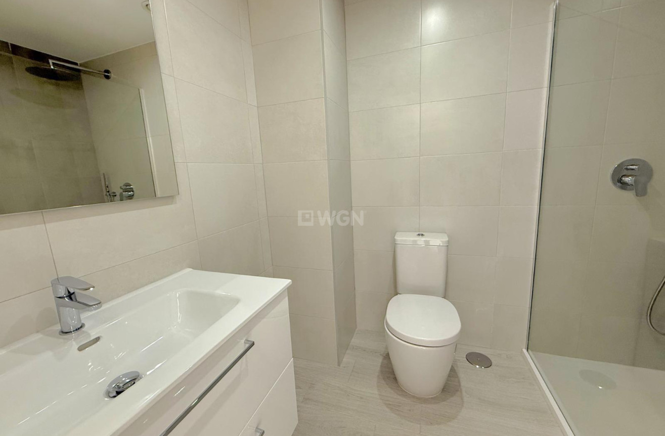 Odsprzedaż - Mieszkanie w bloku - Orihuela Costa - La Zenia