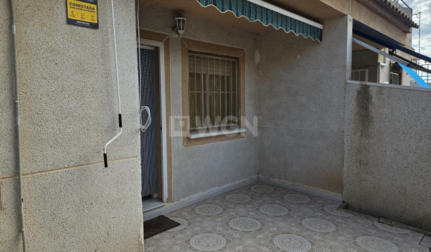 Odsprzedaż - Villa - Orihuela Costa - Los Altos