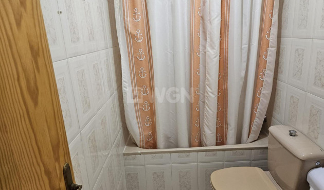 Odsprzedaż - Villa - Orihuela Costa - Los Altos