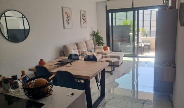 Resale - Apartment / flat - Playa Flamenca - Costa Blanca