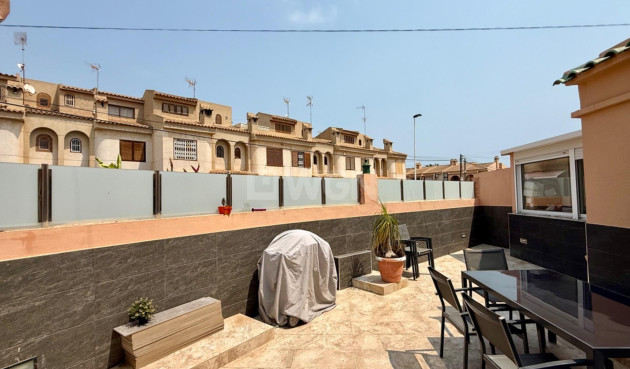 Resale - Villa - Torrevieja - Los Frutales