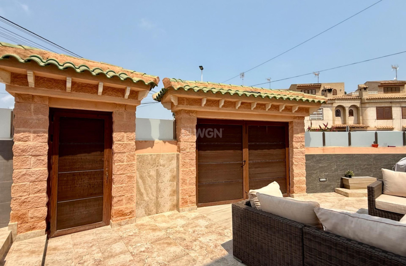 Resale - Villa - Torrevieja - Los Frutales