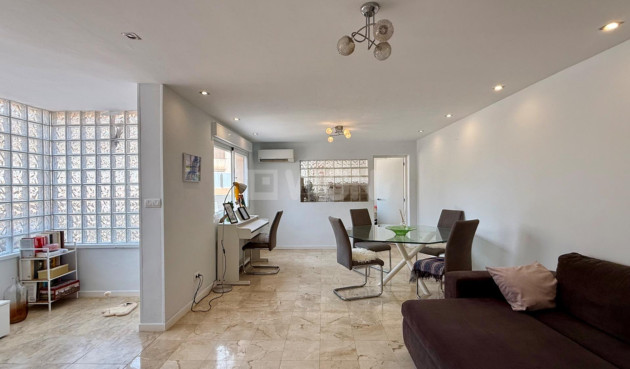 Resale - Villa - Torrevieja - Los Frutales