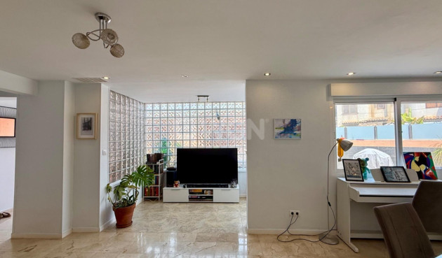 Resale - Villa - Torrevieja - Los Frutales