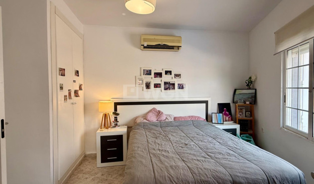 Resale - Villa - Torrevieja - Los Frutales