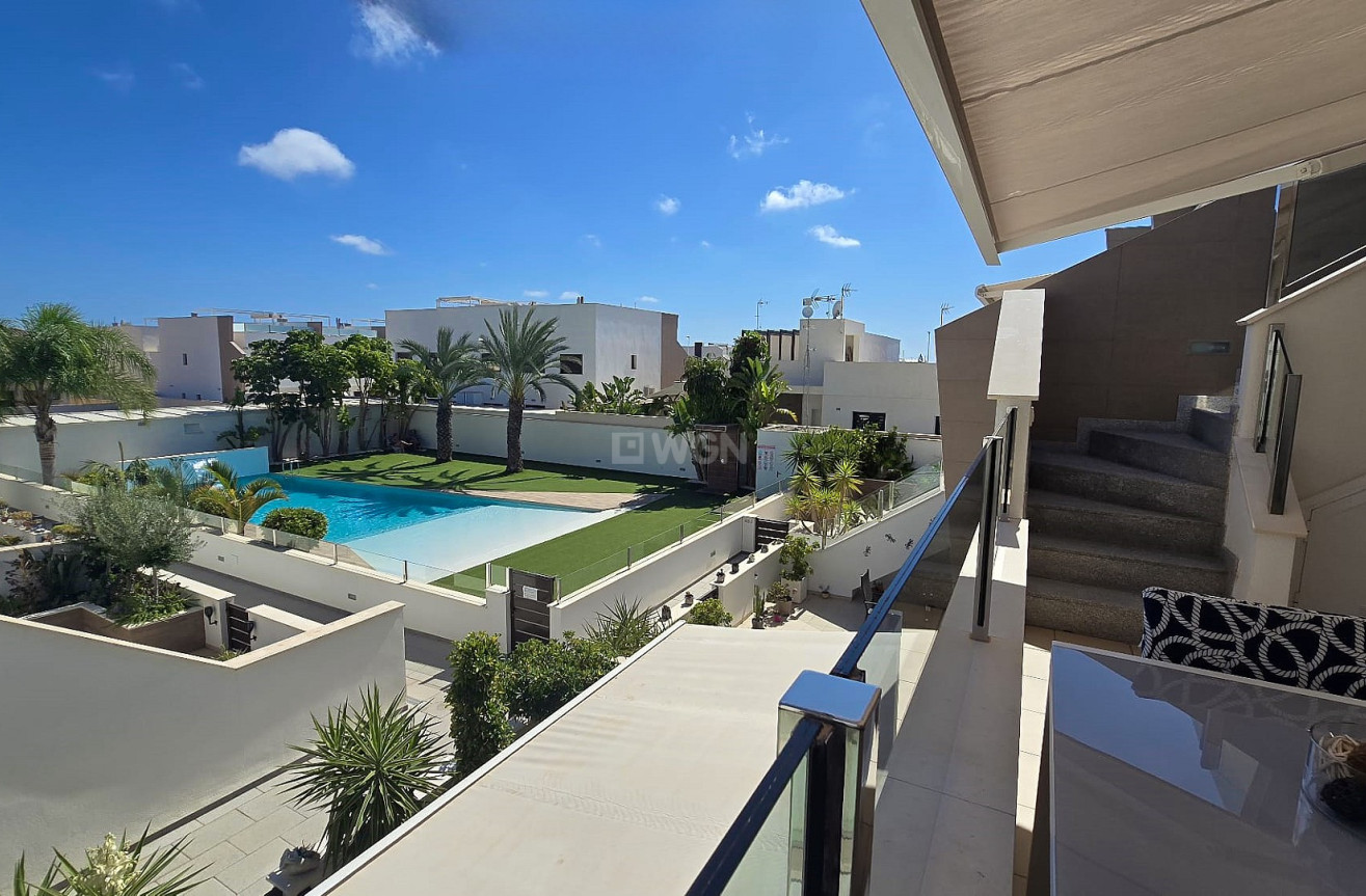 Resale - Apartment / flat - Pilar de la Horadada - Costa Blanca