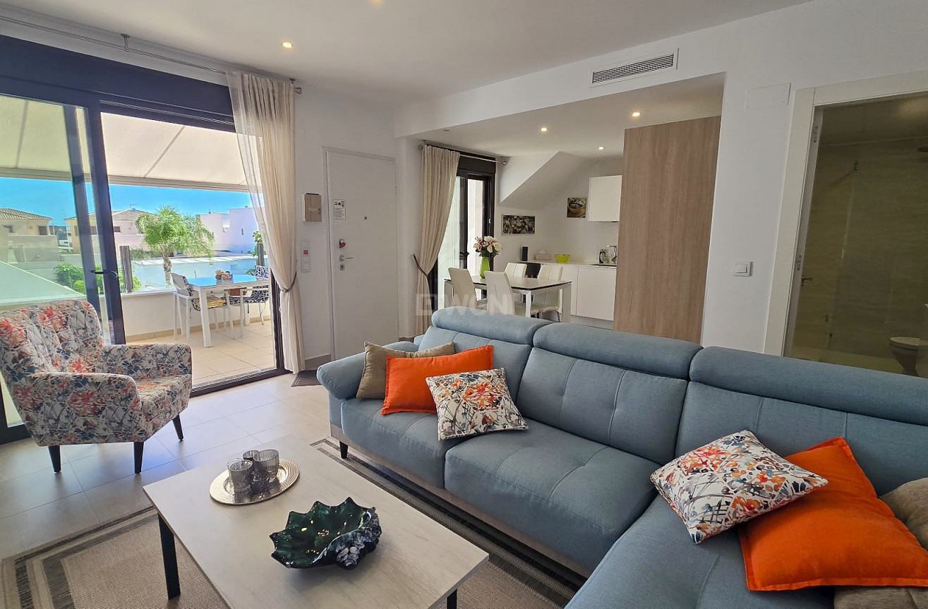 Resale - Apartment / flat - Pilar de la Horadada - Costa Blanca