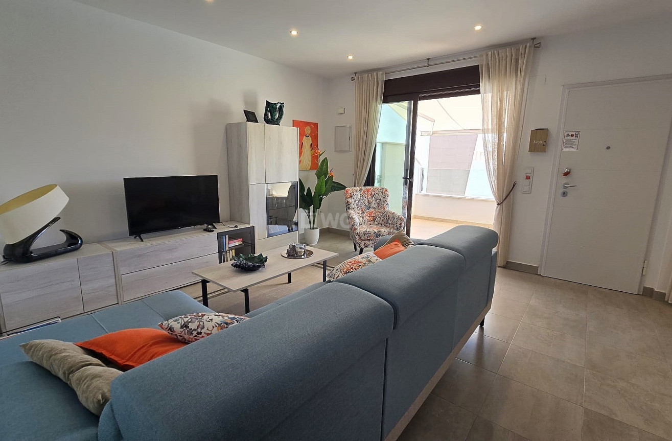 Resale - Apartment / flat - Pilar de la Horadada - Costa Blanca