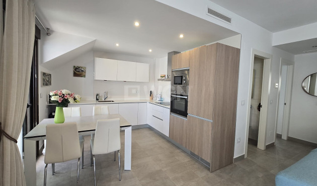 Resale - Apartment / flat - Pilar de la Horadada - Costa Blanca